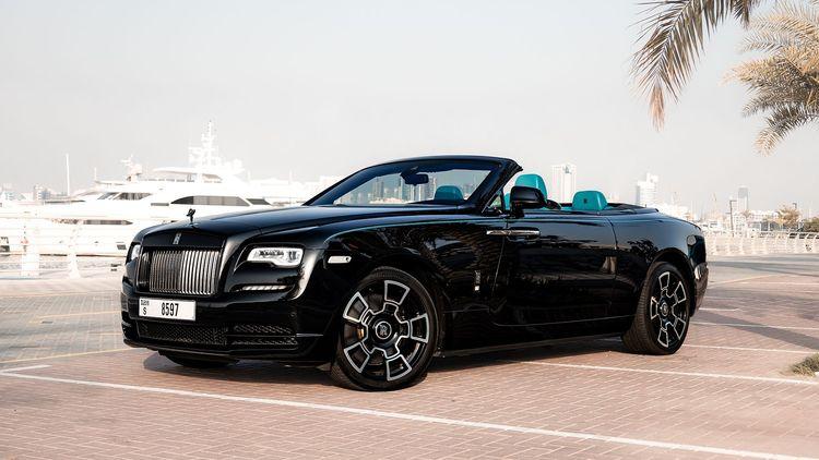 Rolls-Royce Dawn Cabrio Black Badge - 885x460